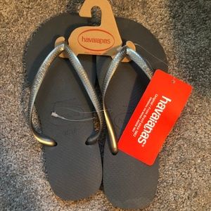 NEW HAVAIANAS FLIP FLOPS